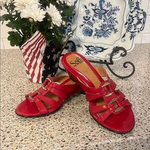 Sofft Red Sandals with Classic Glossy Design